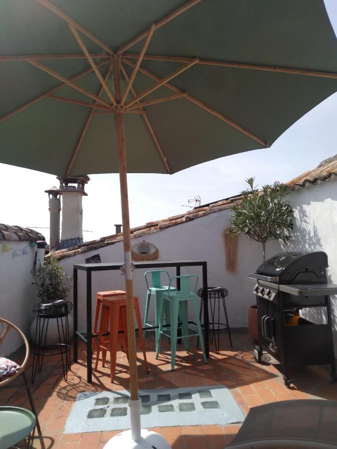 Maison De Village Familiale Pont Du Gard, Toit Terrasse, Barbecue, Fibre Vers-Pont-du-Gard Eksteriør billede