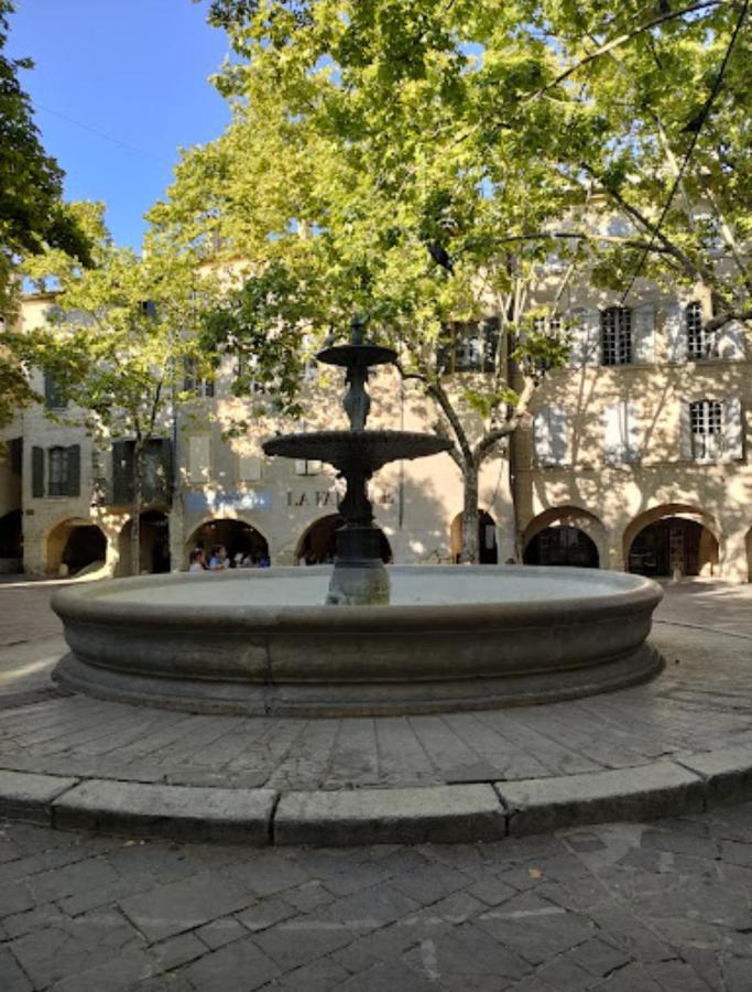 Maison De Village Familiale Pont Du Gard, Toit Terrasse, Barbecue, Fibre Vers-Pont-du-Gard Eksteriør billede